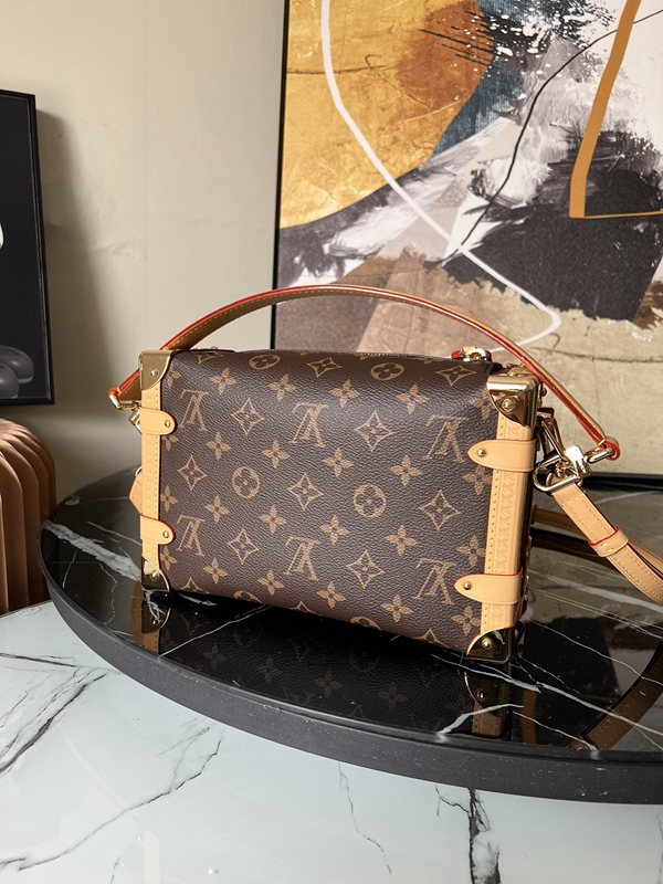 ルイヴィトンバッグ側面デザイン